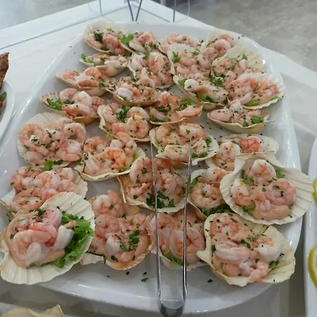 Ascot ホテル 4*