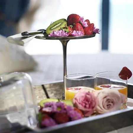 Ascot Отель