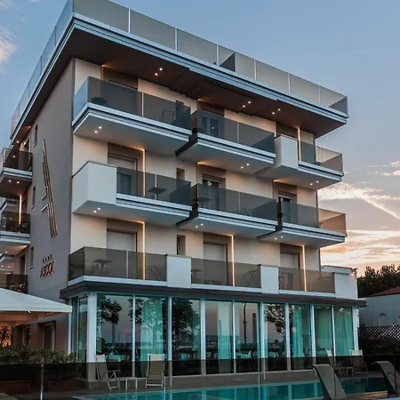 Otel Ascot 4*